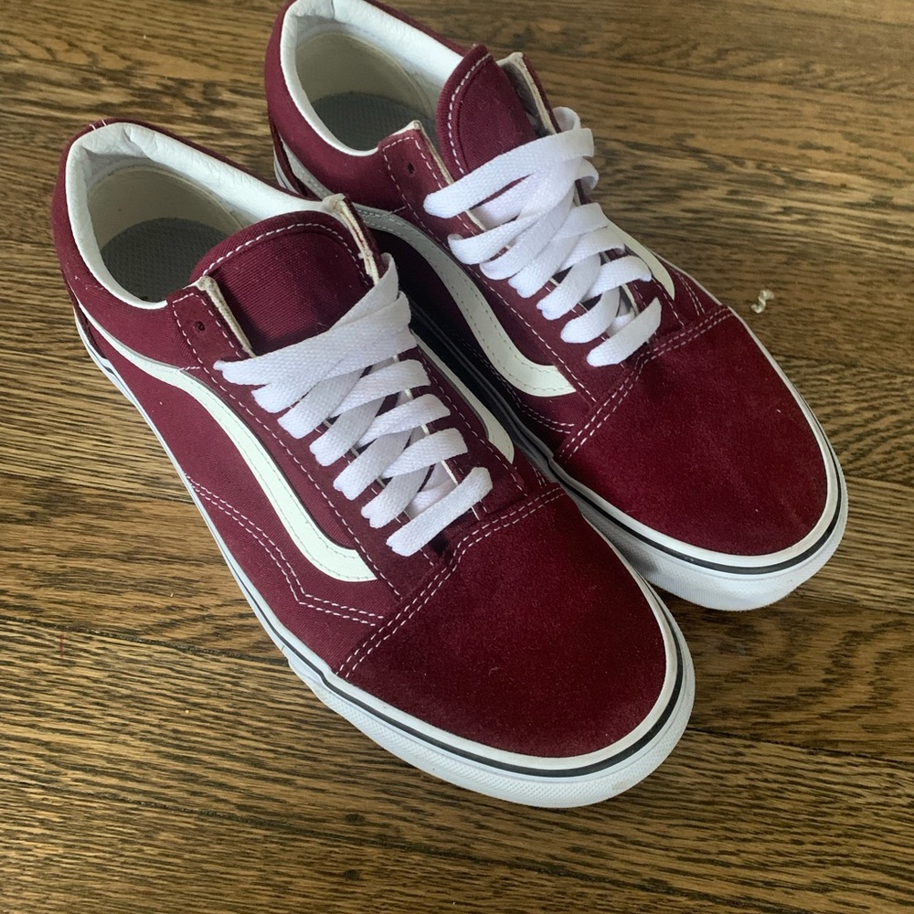 Women 9.5 maroon vans